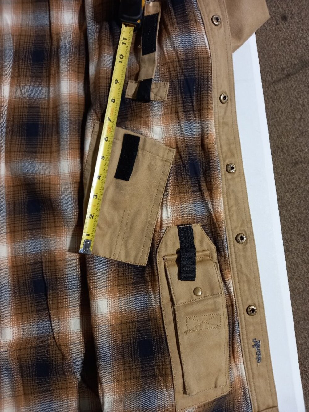 Bountyman Concealed Carry Shirt Jacket - Barnwood Tan | XL - Picture 6 of 11